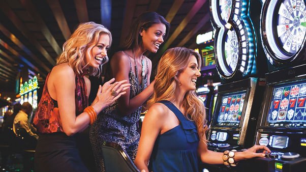 win 15 Casino live baccarat table interface on mobile for Filipino players